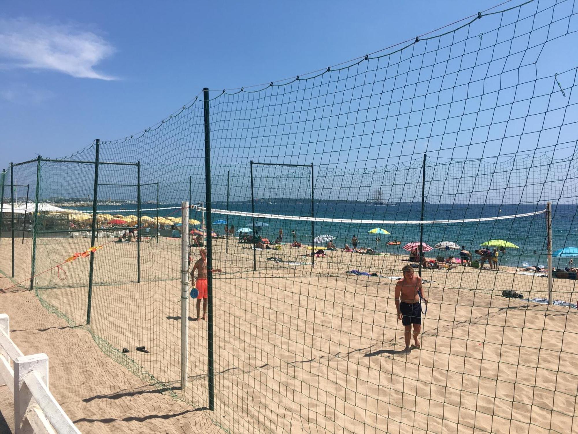 Only 60M To The Beach, 2 Bedroom Cozy Apartment, 80M2 Big Garden, Very Central 戛纳 外观 照片